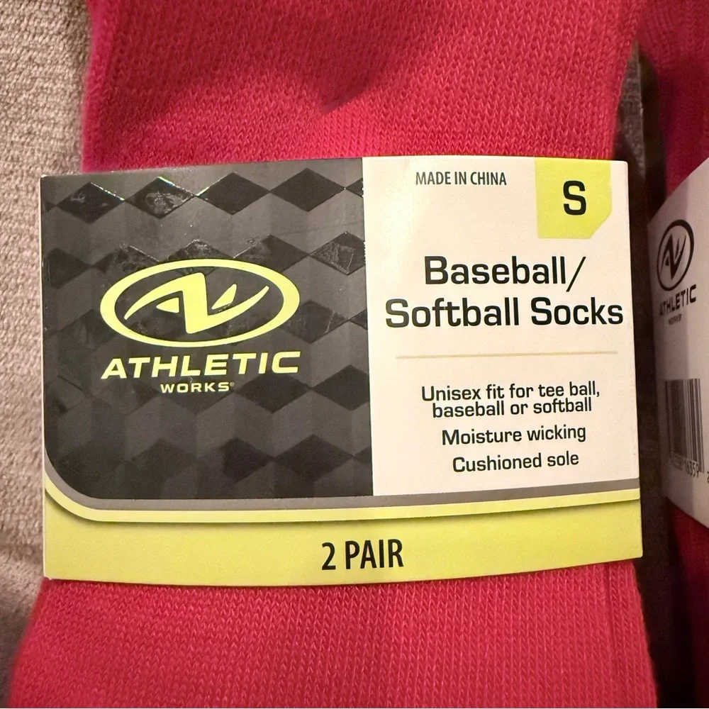 Athletic Works red 2-pk baseball/ softball unisex socks